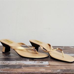 Rakhee's Shoes Thong Sandals with Jeweled Accents Size 6